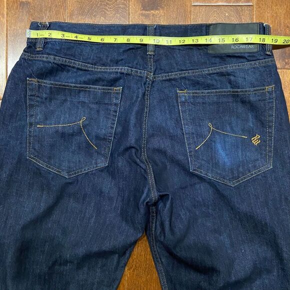 Rocawear Classic Fit Vintage Y2K Dark Denim Straight Leg Jeans Mens Size 38 x 30 - Picture 9 of 12